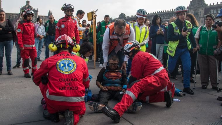 Lesionados por macrosimulacro. Foto: El Financiero