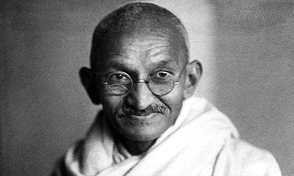 Roban cenizas de Gandhi