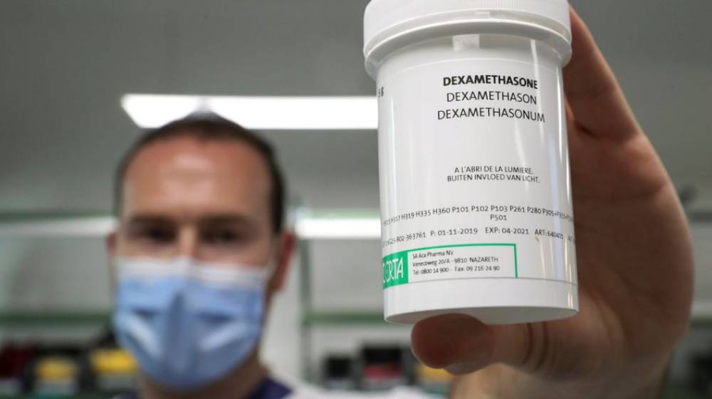 Dexametasona reduce muertes en pacientes graves de COVID-19: Universidad de Oxford