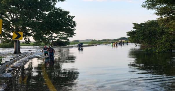 plan prioritario para atender carreteras dañadas en Tabasco