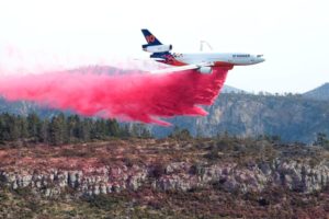 No se escatimarán recursos hasta liquidar incendio en Arteaga