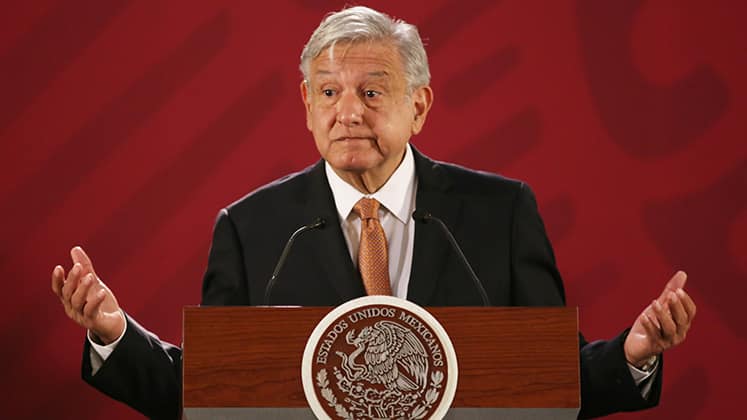 INE apercibe a AMLO