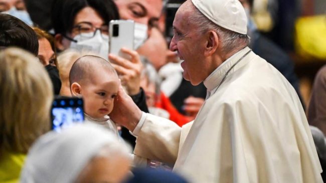 Papa Francisco Víctimas Violencia