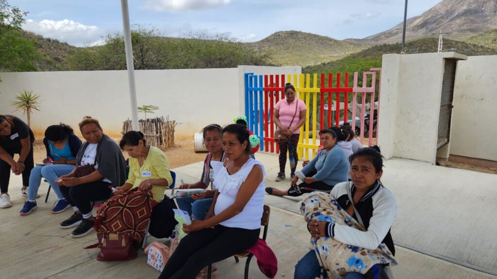 Conforman 400 mujeres la Red de Mujeres Constructoras de Paz en Querétaro