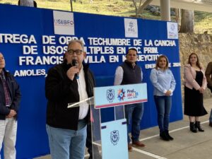 Entrega IIFEQ infraestructura para escuelas en Pinal de Amoles