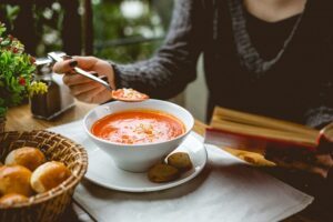 Recetas de sopas para apapachar el corazón de tu familia… y de tu bolsillo