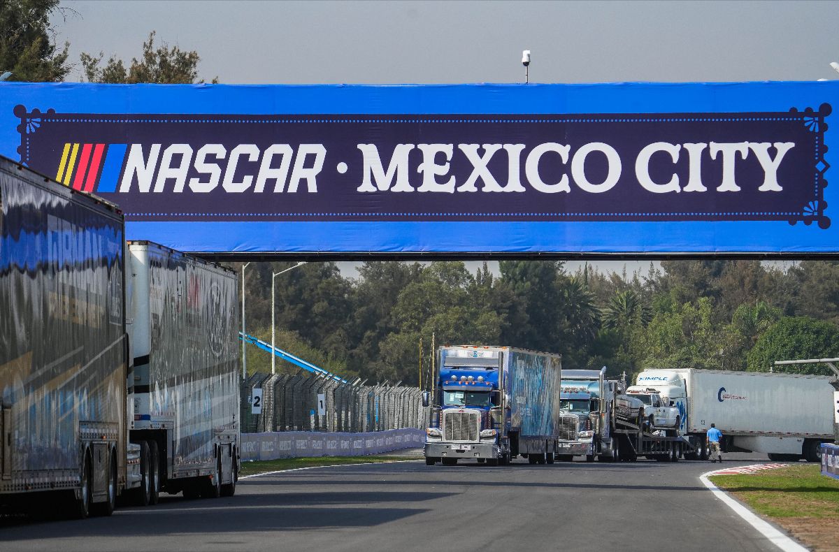 Haulers NASCAR Mexico City Weekend
